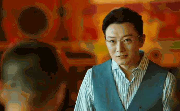 首先